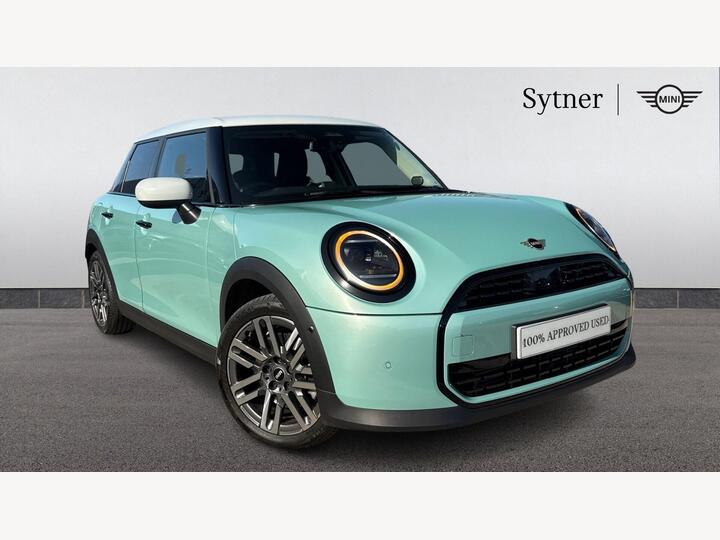 MINI Cooper 1.5C Classic Steptronic Euro 6 (s/s) 5dr