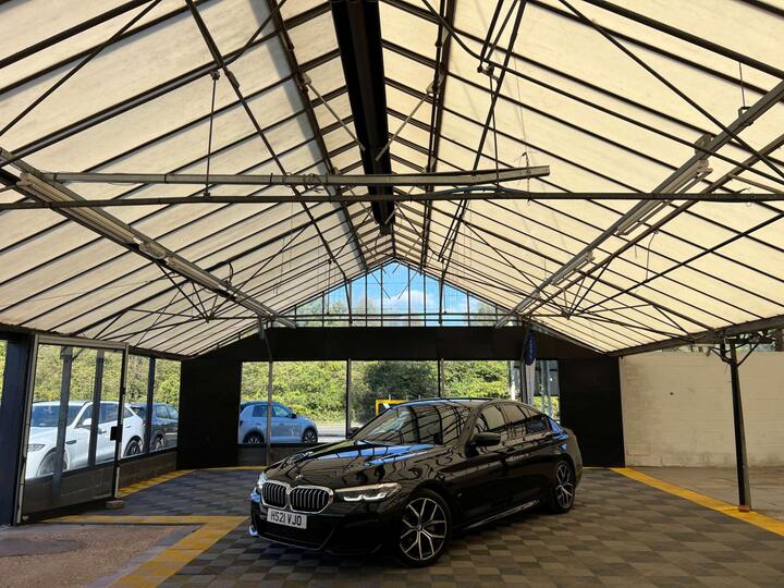 BMW 5 SERIES 2.0 520d MHT M Sport Steptronic Euro 6 (s/s) 4dr