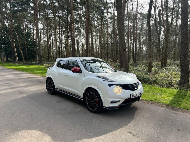 Nissan Juke 1.6 DIG-T Nismo RS XTRON 4WD Euro 5 5dr Nissan Juke 1.6 DIG-T Nismo RS XTRON 4WD Euro 5 5dr