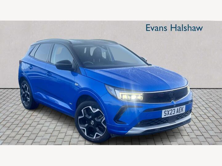Vauxhall Grandland 1.6 14.2kWh Ultimate Auto Euro 6 (s/s) 5dr