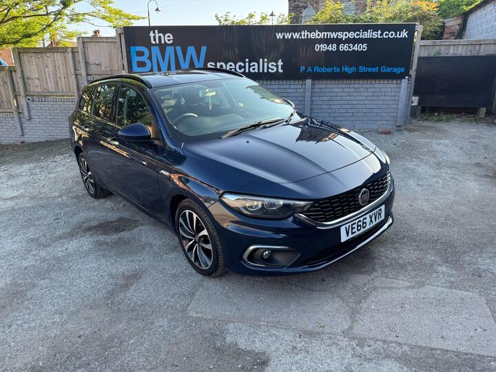 Fiat Tipo 1.4 T-Jet Lounge Euro 6 (s/s) 5dr