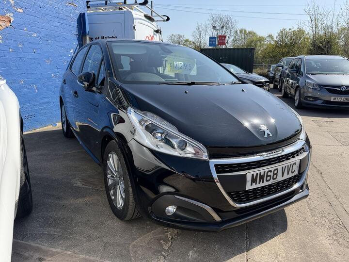 Peugeot 208 1.2 PureTech Signature Euro 6 (s/s) 5dr