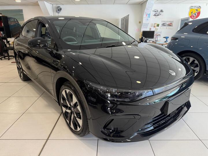 Leapmotor B05 67.1kWh Auto 5dr