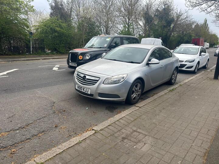 Vauxhall Insignia 1.8 16V Exclusiv Euro 5 5dr