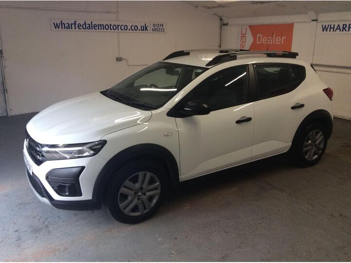 Dacia Sandero Stepway 1.0 TCe Essential Euro 6 (s/s) 5dr