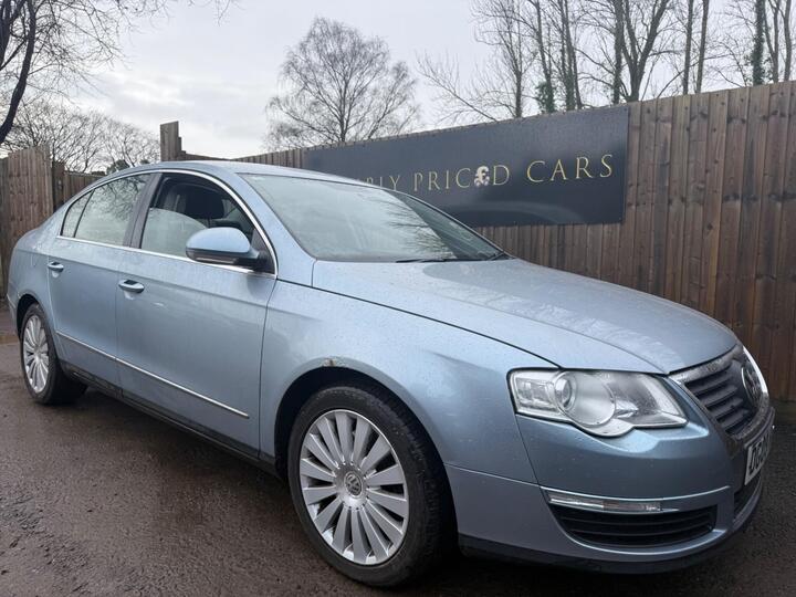 Volkswagen Passat 2.0 TDI Highline DSG Euro 5 4dr