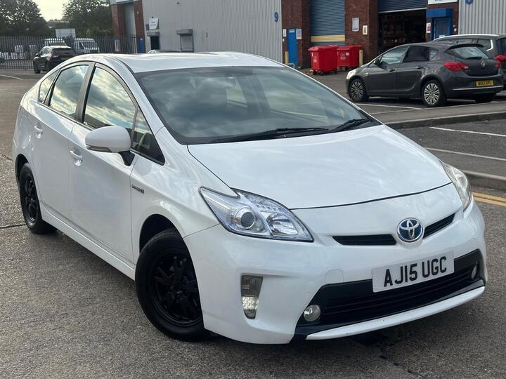 Toyota Prius 1.8 VVT-h T3 CVT Euro 5 (s/s) 5dr Toyota Prius 1.8 VVT-h T3 CVT Euro 5 (s/s) 5dr
