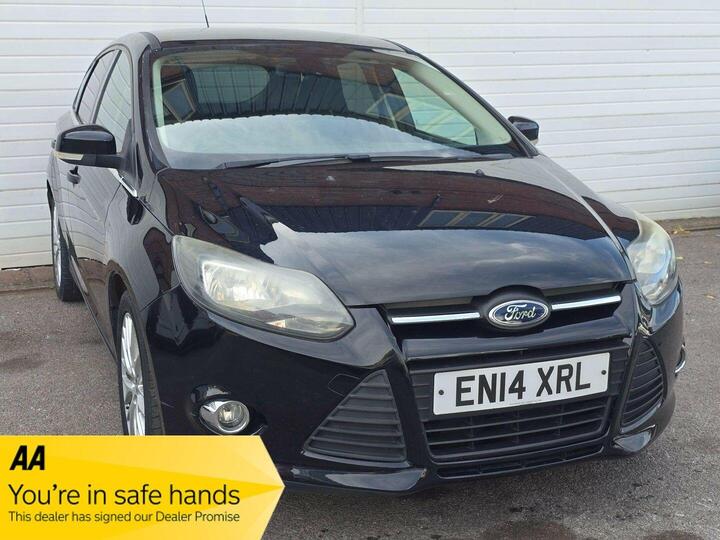 Ford Focus 1.0T EcoBoost Zetec Euro 5 (s/s) 5dr
