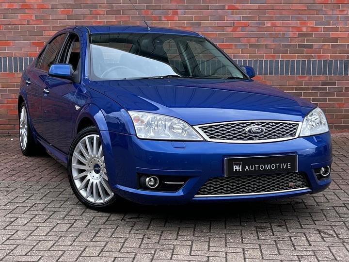 Ford Mondeo 3.0 ST-220 5dr