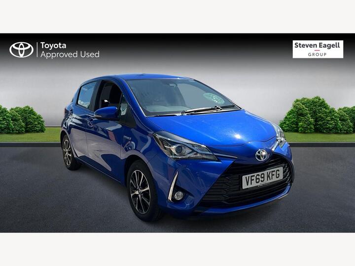 Toyota Yaris 1.5 VVT-h Icon Tech E-CVT Euro 6 (s/s) 5dr