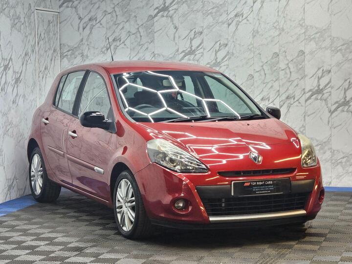 Renault Clio 1.6 VVT Initiale TomTom Auto Euro 5 5dr