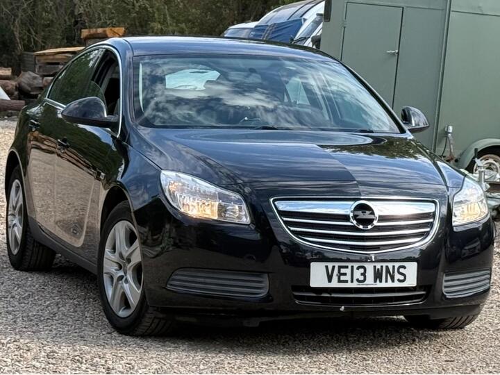 Vauxhall Insignia 2.0 CDTi EcoFLEX Exclusiv Euro 5 (s/s) 5dr
