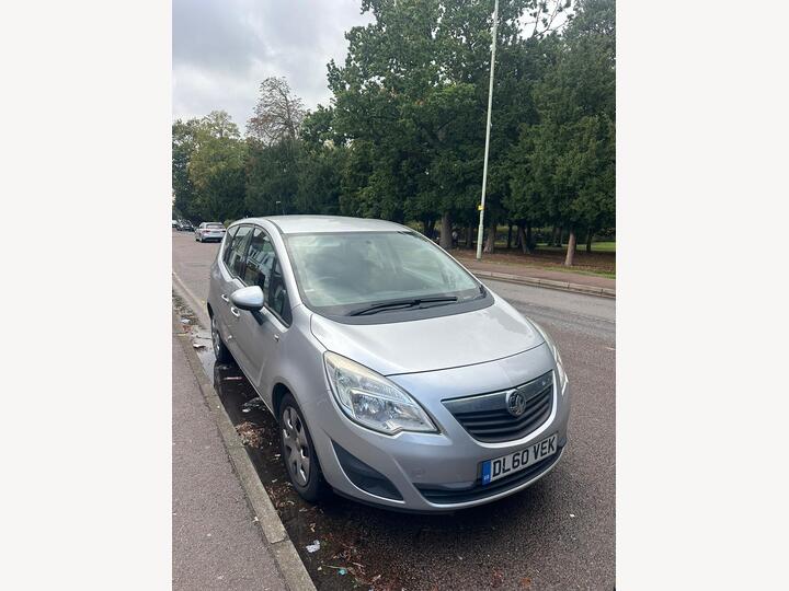 Vauxhall Meriva 1.4T 16V Exclusiv Euro 5 5dr