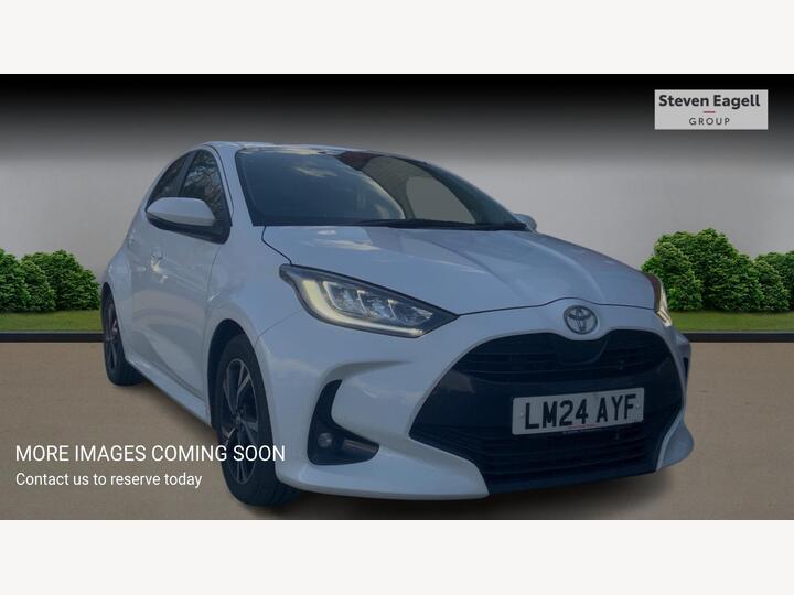 Toyota Yaris 1.5 VVT-h Design E-CVT Euro 6 (s/s) 5dr