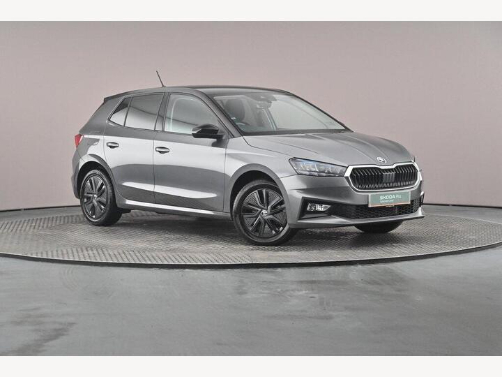 Skoda Fabia 1.0 TSI Colour Edition DSG Euro 6 (s/s) 5dr Skoda Fabia 1.0 TSI Colour Edition DSG Euro 6 (s/s) 5dr