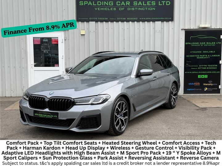 BMW 5 Series 2.0 530e 12kWh M Sport Touring Steptronic XDrive Euro 6 (s/s) 5dr BMW 5 Series 2.0 530e 12kWh M Sport Touring Steptronic XDrive Euro 6 (s/s) 5dr