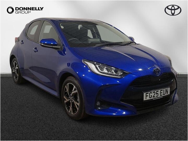 Toyota Yaris 1.5 VVT-h Design E-CVT Euro 6 (s/s) 5dr