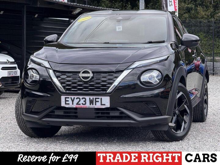 Nissan JUKE 1.6 N-Connecta Auto Euro 6 5dr