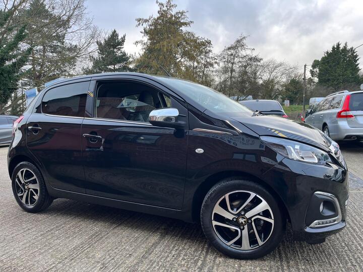 Peugeot 108 1.0 Collection Euro 6 (s/s) 5dr Peugeot 108 1.0 Collection Euro 6 (s/s) 5dr
