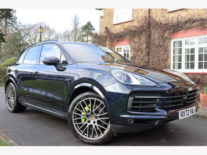 Porsche Cayenne 3.0 V6 E-Hybrid 17.9kWh Platinum Edition TiptronicS 4WD Euro 6 (s/s) 5dr (3.6kW Charger)