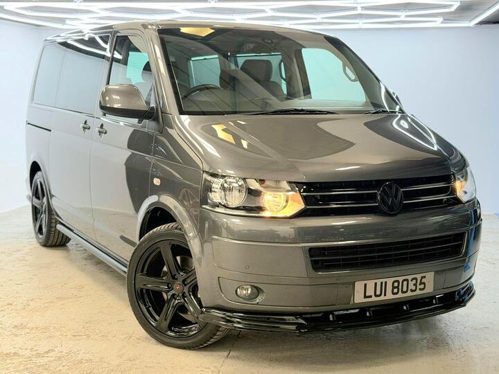 Volkswagen Caravelle 2.0 BiTDI BlueMotion Tech SE DSG Euro 5 (s/s) 5dr Volkswagen Caravelle 2.0 BiTDI BlueMotion Tech SE DSG Euro 5 (s/s) 5dr