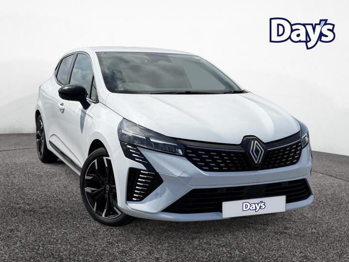 Renault Clio 1.6 E-TECH Techno Auto Euro 6 (s/s) 5dr
