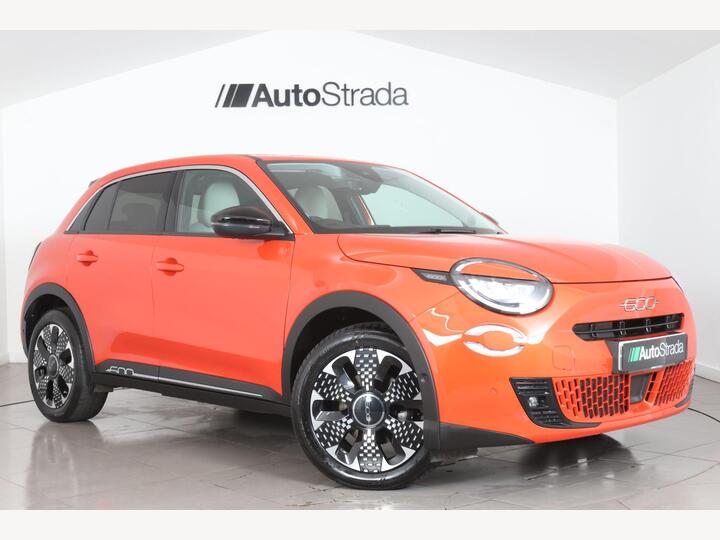 Fiat 600e 54kWh La Prima Auto 5dr