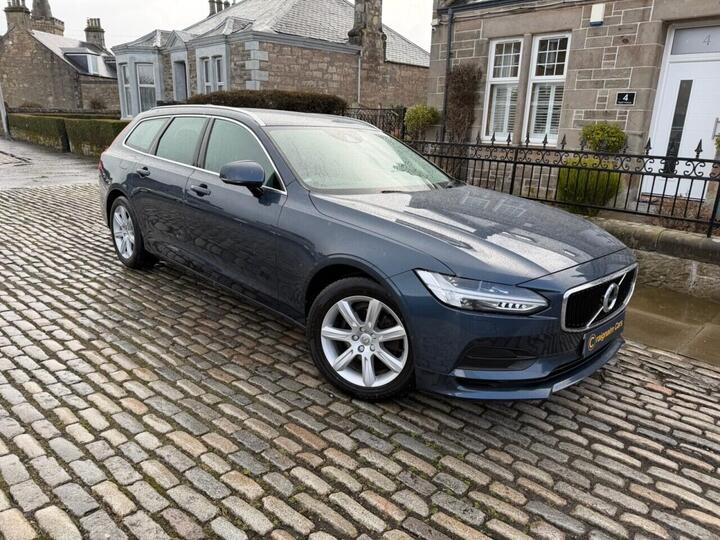 Volvo V90 2.0 D4 Momentum Estate 5dr Diesel Auto Euro 6 (s/s) (190 Ps)