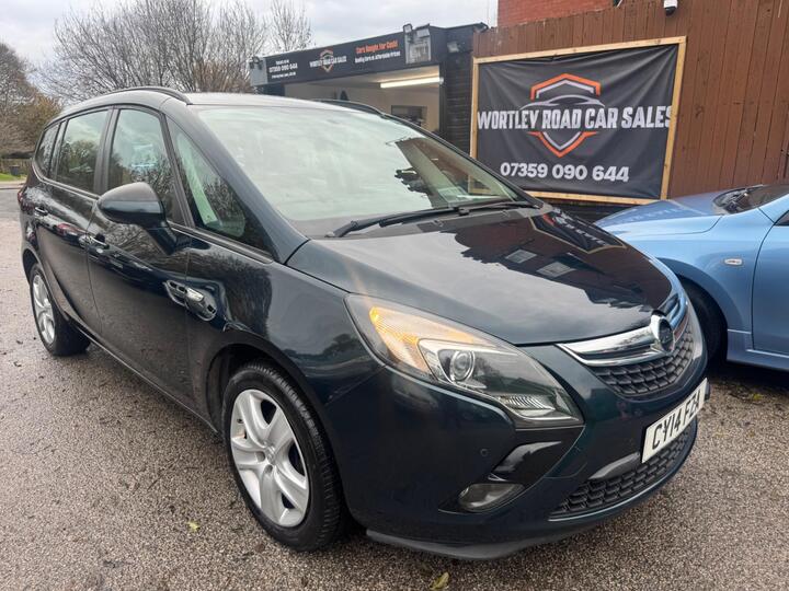 Vauxhall Zafira Tourer 2.0 CDTi Exclusiv Euro 5 5dr Vauxhall Zafira Tourer 2.0 CDTi Exclusiv Euro 5 5dr
