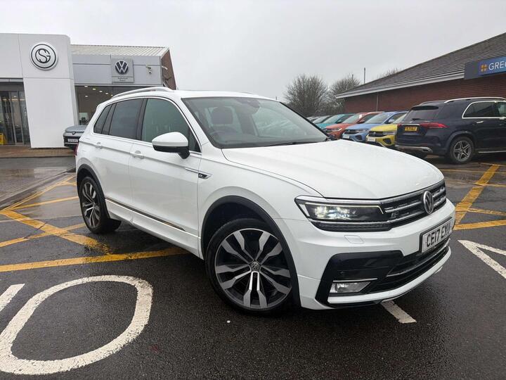 Volkswagen Tiguan 2.0 TDI BlueMotion Tech R-Line DSG 4Motion Euro 6 (s/s) 5dr Volkswagen Tiguan 2.0 TDI BlueMotion Tech R-Line DSG 4Motion Euro 6 (s/s) 5dr