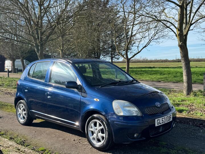 Toyota Yaris 1.0 VVT-i T Spirit 5dr Toyota Yaris 1.0 VVT-i T Spirit 5dr