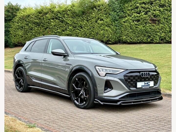 Audi Q8 E-TRON 50 Sport Auto Quattro 5dr 95kWh (11kW Charger)
