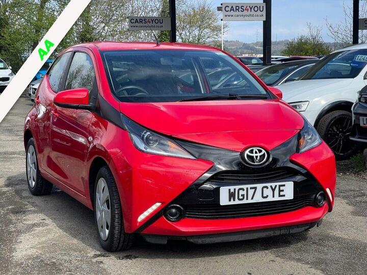 Toyota AYGO 1.0 VVT-i X-play X-shift Euro 6 5dr