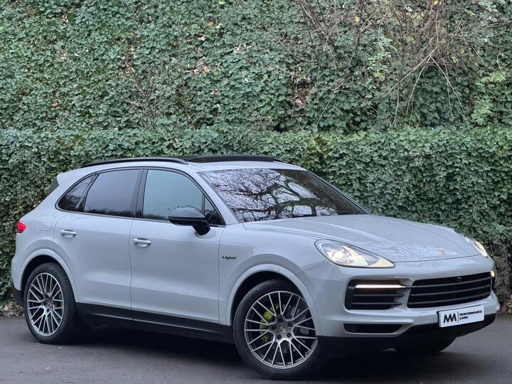 Porsche Cayenne 3.0 V6 E-Hybrid 17.9kWh Platinum Edition TiptronicS 4WD Euro 6 (s/s) 5dr (3.6kW Charger)