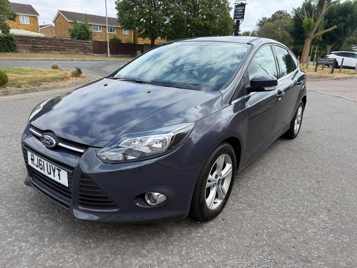 Ford Focus 1.6 Zetec Powershift Euro 5 5dr