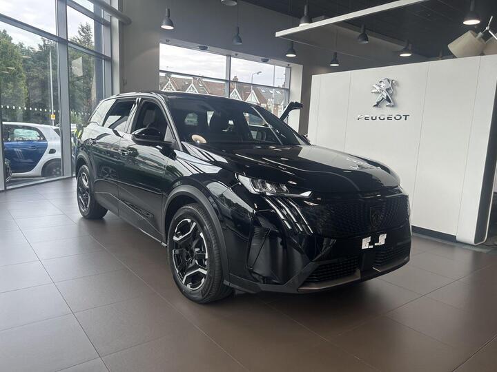 Peugeot E-5008 73kWh Allure Auto 5dr