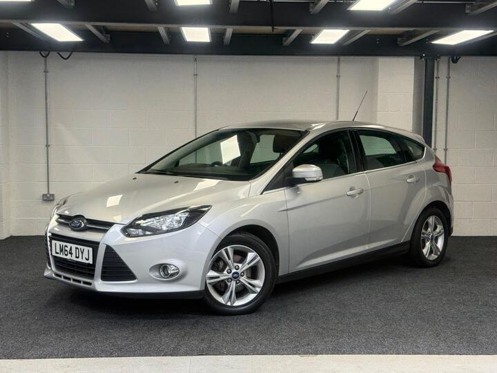 Ford Focus 1.6 Zetec Powershift Euro 5 5dr