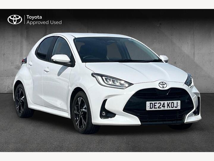 Toyota Yaris 1.5 VVT-h Design E-CVT Euro 6 (s/s) 5dr