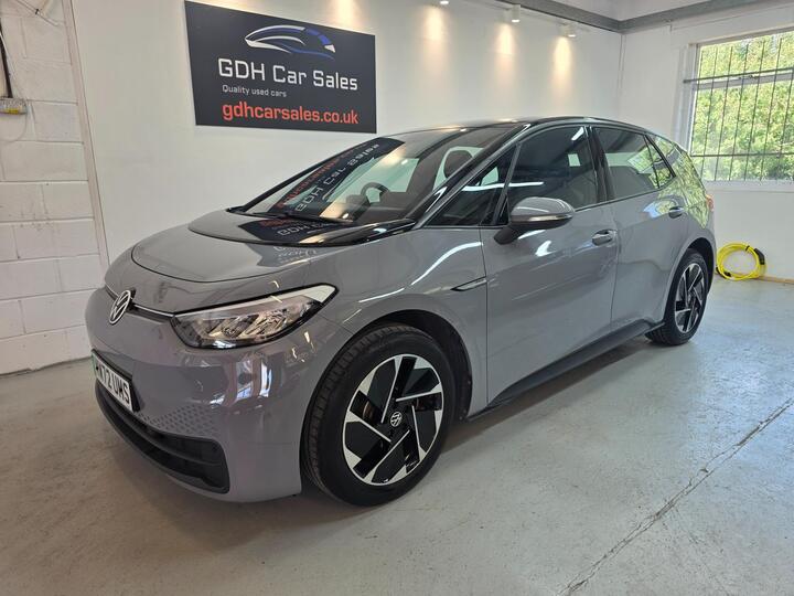 Volkswagen ID.3 Pro Performance 58kWh Life Auto 5dr