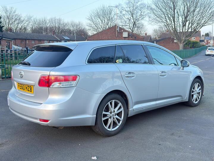 Toyota Avensis 1.8 V-Matic TR Tourer Euro 4 5dr Toyota Avensis 1.8 V-Matic TR Tourer Euro 4 5dr