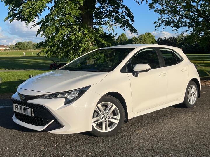Toyota Corolla 1.8 VVT-h Icon CVT Euro 6 (s/s) 5dr