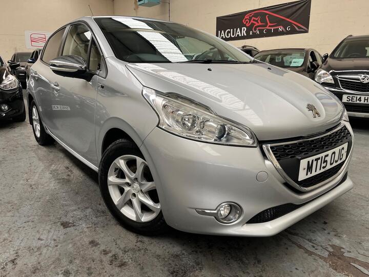 Peugeot 208 1.2 VTi PureTech Style Euro 6 5dr