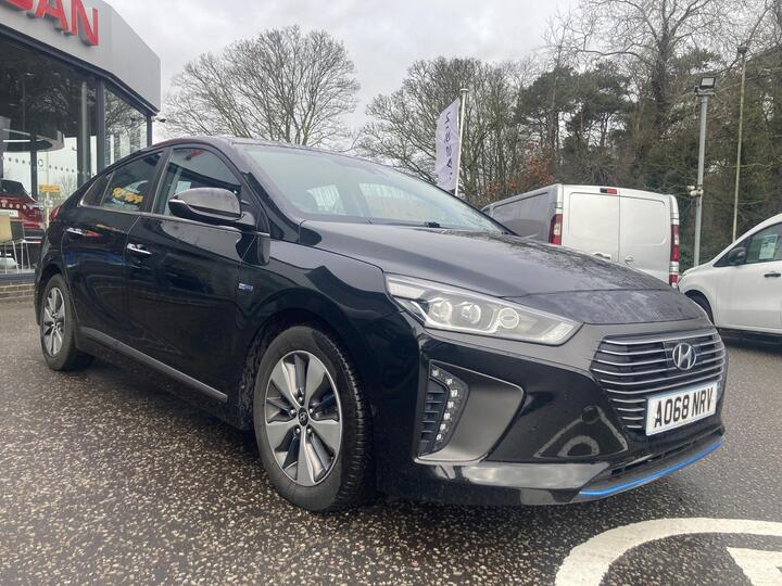 Hyundai Ioniq 1.6 H-GDi 8.9kWh Premium DCT Euro 6 (s/s) 5dr