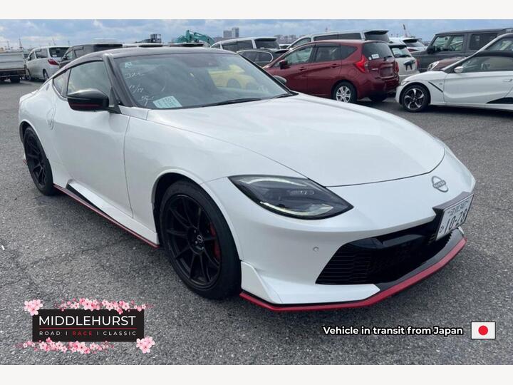 Nissan Fairlady 400Z NISMO 3.0T 9 Speed Semi-Automatic