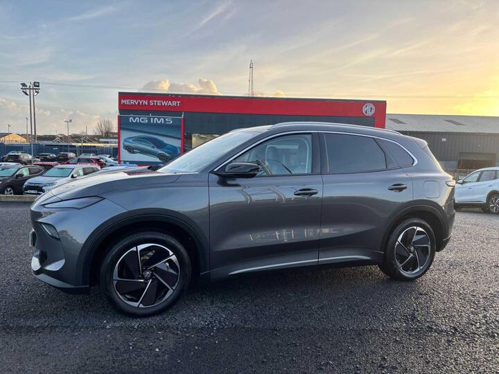 MG MGS5 64kWh Trophy Long Range Auto 5dr