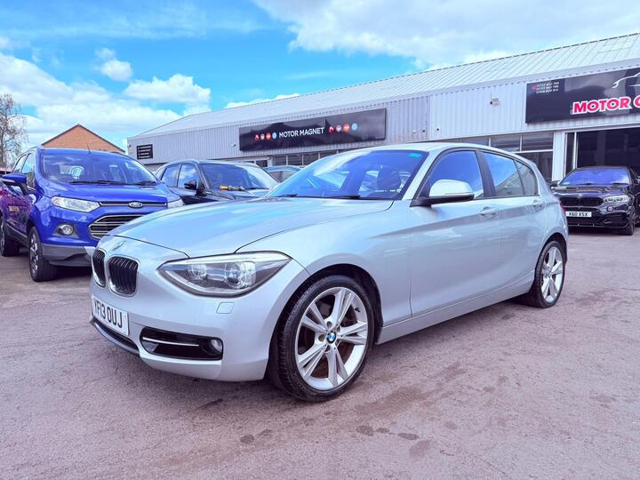 BMW 1 Series 2.0 120d Sport XDrive Euro 5 (s/s) 5dr