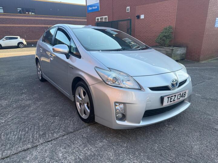 Toyota Prius 1.8 VVT-h T4 CVT Euro 5 (s/s) 5dr
