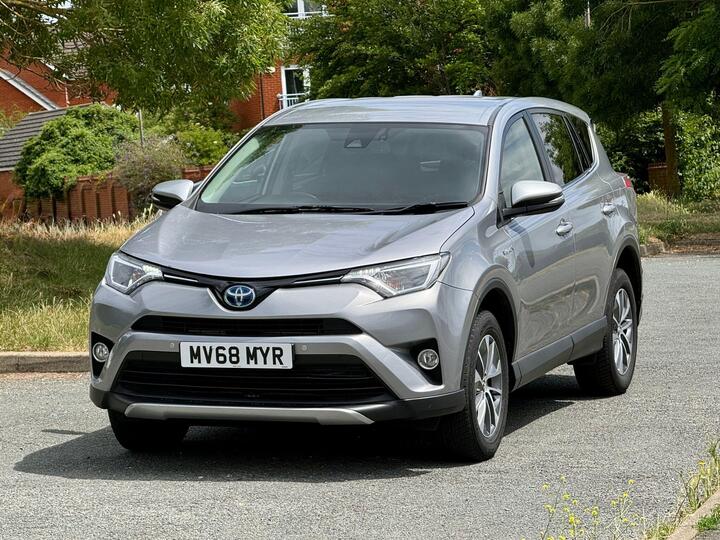 Toyota RAV4 2.5 VVT-h Icon Tech CVT Euro 6 (s/s) 5dr Toyota RAV4 2.5 VVT-h Icon Tech CVT Euro 6 (s/s) 5dr
