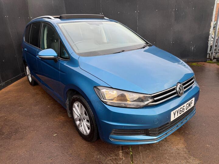 Volkswagen Touran 1.6 TDI BlueMotion Tech SE Family Euro 6 (s/s) 5dr Volkswagen Touran 1.6 TDI BlueMotion Tech SE Family Euro 6 (s/s) 5dr