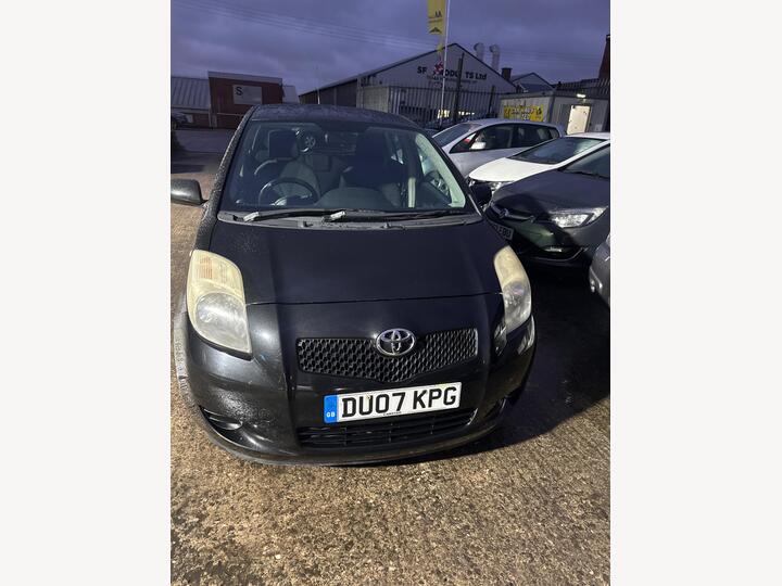 Toyota Yaris 1.3 VVT-i Zinc 5dr